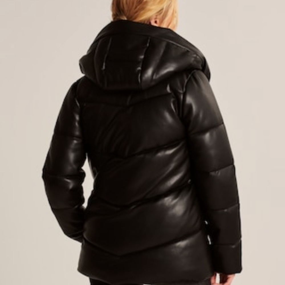 Abercrombie vegan leather puffer mid length